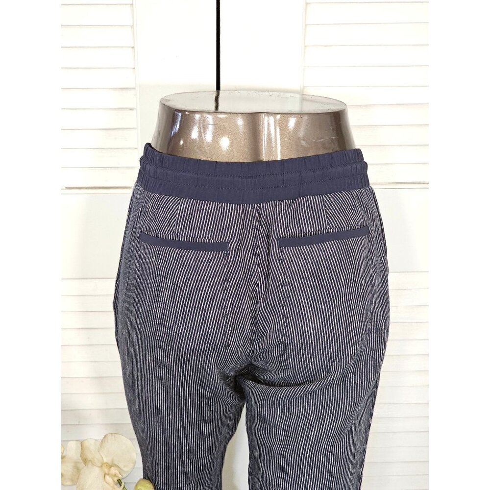 Athleta Women's Bali Navy Blue Linen Striped Bali Crop Pants Size 4 1678 - Picture 10 of 14